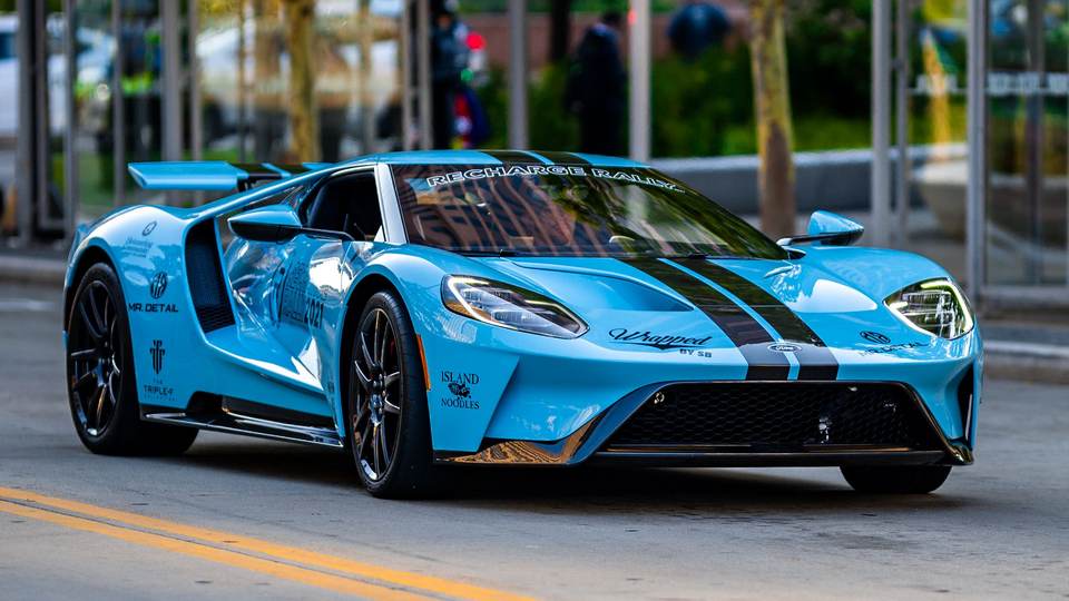 car desktop 2560x1440 wallpaper