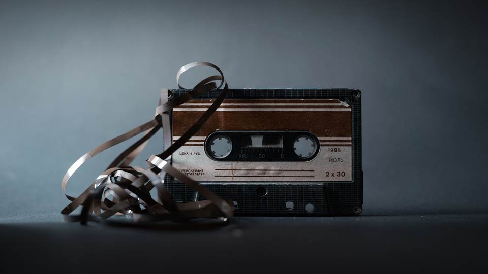 fresh desktop 2000x1125 wallpaper