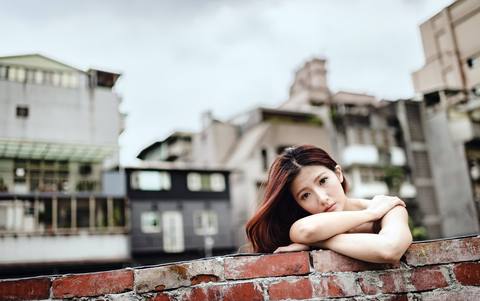 fresh desktop 2047x1284 wallpaper preview